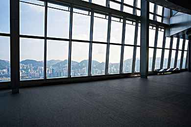 雪千夏：冬日诗篇，温暖希望之旅