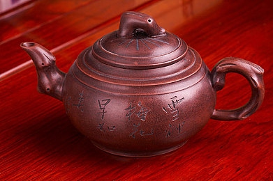 草莓视频色：草莓红韵，畅游视觉盛宴，轻松快乐游戏之旅