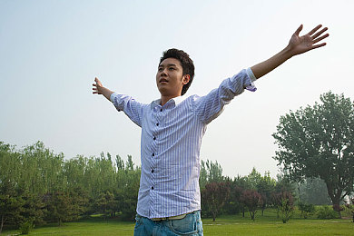 火影忍者成人18游戏：火影忍者角色扮演新体验：成人元素融入，激情冒险等你探索