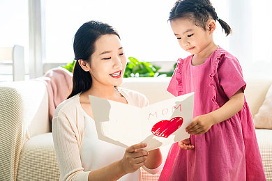 巨大挺进乖女翘乱h继：沉浸奇幻世界，揭秘“巨大挺进”游戏攻略-2