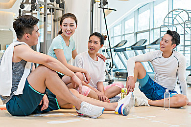 瑞典农场的六个女儿：温馨家园，六姐妹追梦之旅