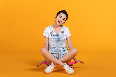 男生与女生一起差差差很痛的软件：破解虚拟互动之谜：揭秘“社交乐章”的青春旋律-1