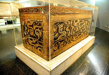 久久99热精品：神秘大陆英雄传奇，国产游戏“久久99热精品”崛起，引领回合制新潮流-2