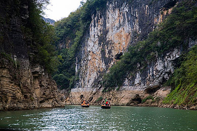 黄色91：揭秘游戏网站SEO利器：助力流量翻倍，红海中脱颖而出之道