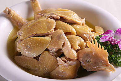 仁肉叉烧天珠地：美食探险之旅：跨界游戏“仁肉叉烧”开启味蕾视觉盛宴-2
