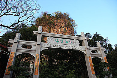 多人性战交疯狂派对HDVK：虚拟狂欢盛宴：战交世界，激情四溢的多人在线游戏新潮流-2