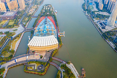 老师一洗澡一边喂我吃奶：沐浴时光，亲子亲密“浴”爱之旅