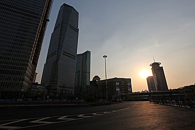 英语课代表你的水好多啊：校园英语挑战：解锁学习之路，成就未来沟通达人