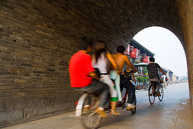 花季传媒免费三次：青春校园乐园，模拟经营之旅，梦幻花季免费启航-3