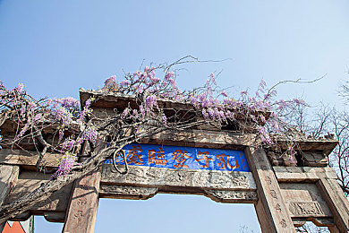 按摩师玩弄少妇到高潮喷水三次：身心舒展，极致释放：揭秘按摩艺术的感官之旅-2