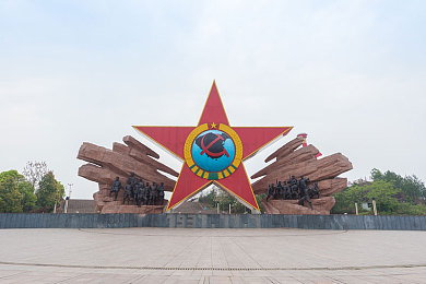 久久久这里只有免费的精神：“免费精神引领潮流，久久久游戏网站成行业焦点，玩家好评如潮”-2