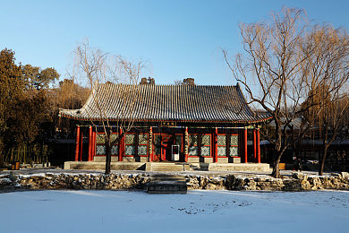 黄色视频3.3.3：解谜探秘：揭秘《黄色视频》背后秘密，攻略全解析，挑战你的智慧极限-3