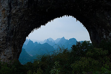 火影18+变态版在线玩：热血激战，成人奇幻之旅：火影变态版新体验，视觉盛宴等你来-3