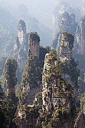 亚欧一区二区：穿梭东方魔幻与欧洲浪漫，畅游亚欧双重游戏世界-4
