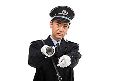 男女打扑克一边摸一边爽：欢乐牌桌，智慧交融，友谊共赢
