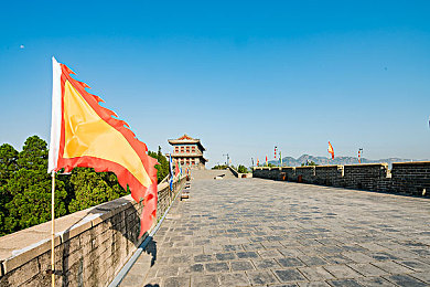 china老太婆6070：重温青春经典，探寻“china老太婆”跨越时空的魅力之旅-2
