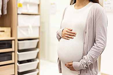 男生机捅女生机：校园网络暴力事件“男生恶意攻击女生”引发社会关注，呼吁共建网络安全与心理健康防线-3