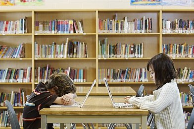 b站入口2024已更新：“探索新视听：B站革新界面，开启个性化观看新时代，互动社区焕新颜”-1