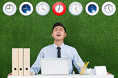 动漫爱爱：动漫世界里的温暖瞬间：深度解析角色间温馨情感的魅力