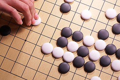 7V7.7cc：电竞新纪元：七人激战，体验极致竞技快感，挑战与乐趣并存-4