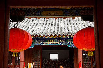 91黑料爆料吃瓜在线播放：网络热点探秘：揭秘娱乐圈背后的真相，吃瓜狂欢在线直播-4