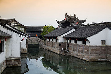 404黄台在哪：神秘网络秘境探秘：揭开404黄台的传奇之谜-2