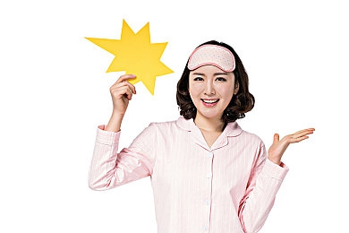 云缨用自己的枪 自己的：个性定制射击新体验：探索《云缨之枪》独特魅力-2