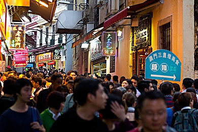 凤蝶直播app下载安装：凤蝶直播盛宴，互动乐趣无限，畅享高清盛宴-2