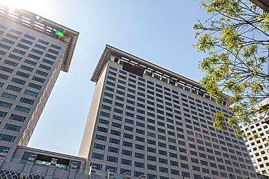 巨大的迪克和娇小另类：巨矮碰撞，另类解谜，欢乐盛宴游戏之旅-4